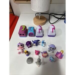 Lot of 16 Character Toys‎ And 4 Pet Carriers